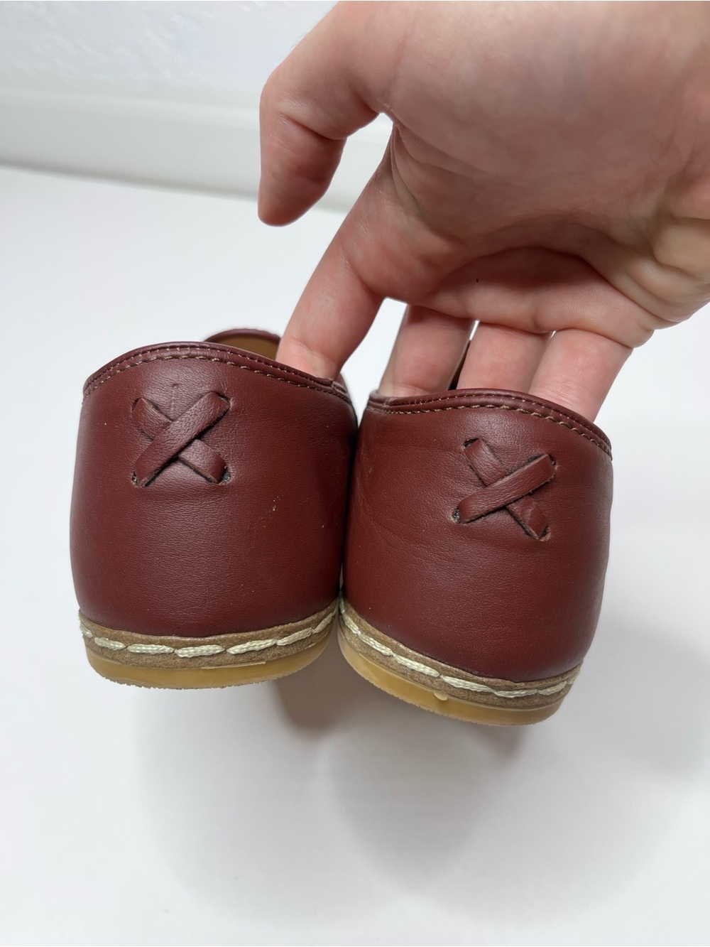 CHARIX Classic Leather Slip-On Shoes in Bordeaux size 8.5 (38.5) - Picture 5 of 13